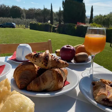 La Luciana Farm stay *